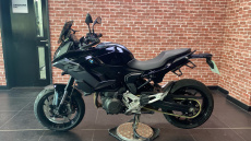 BMW F900 XR